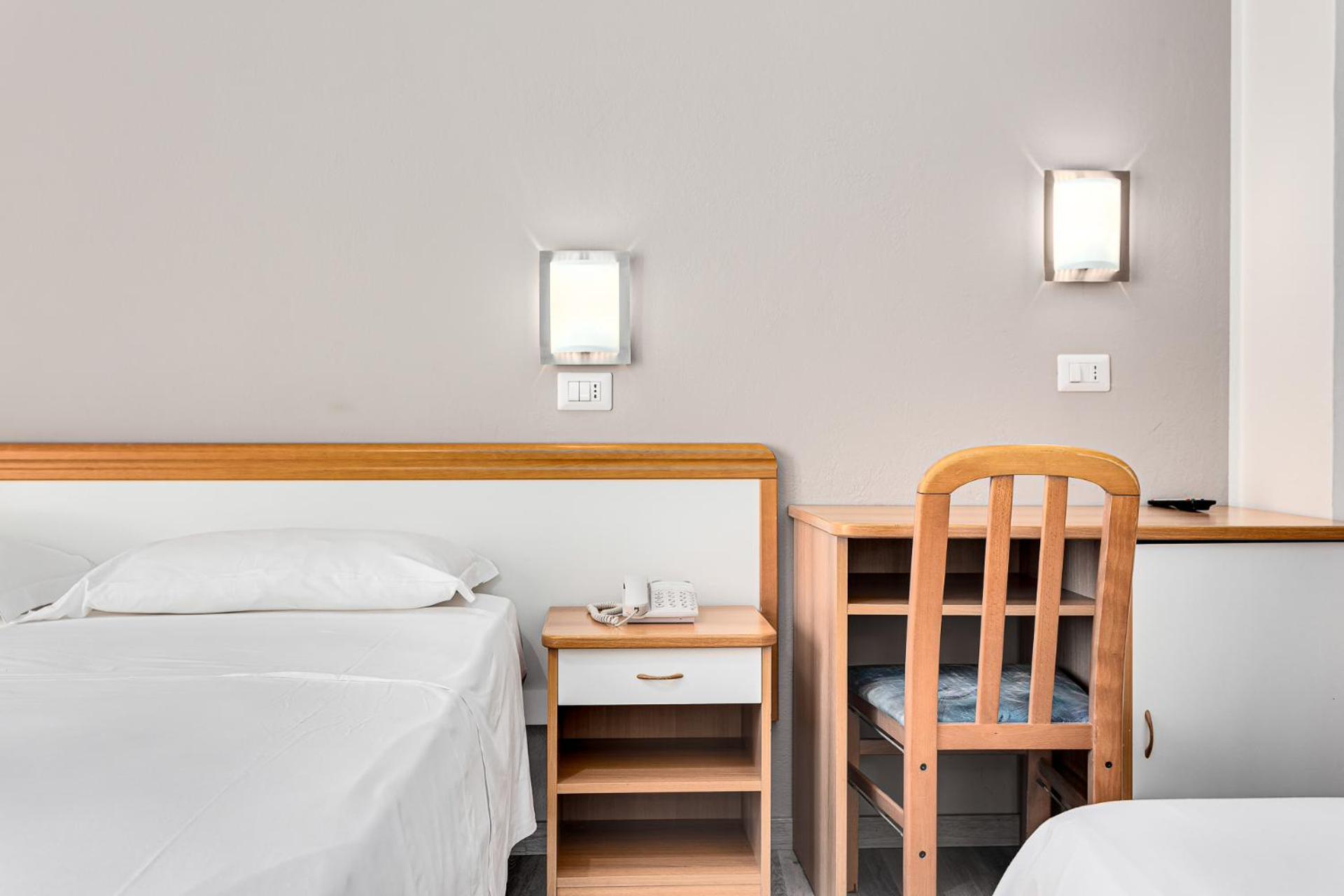 קרביה Hotel Schiller מראה חיצוני תמונה