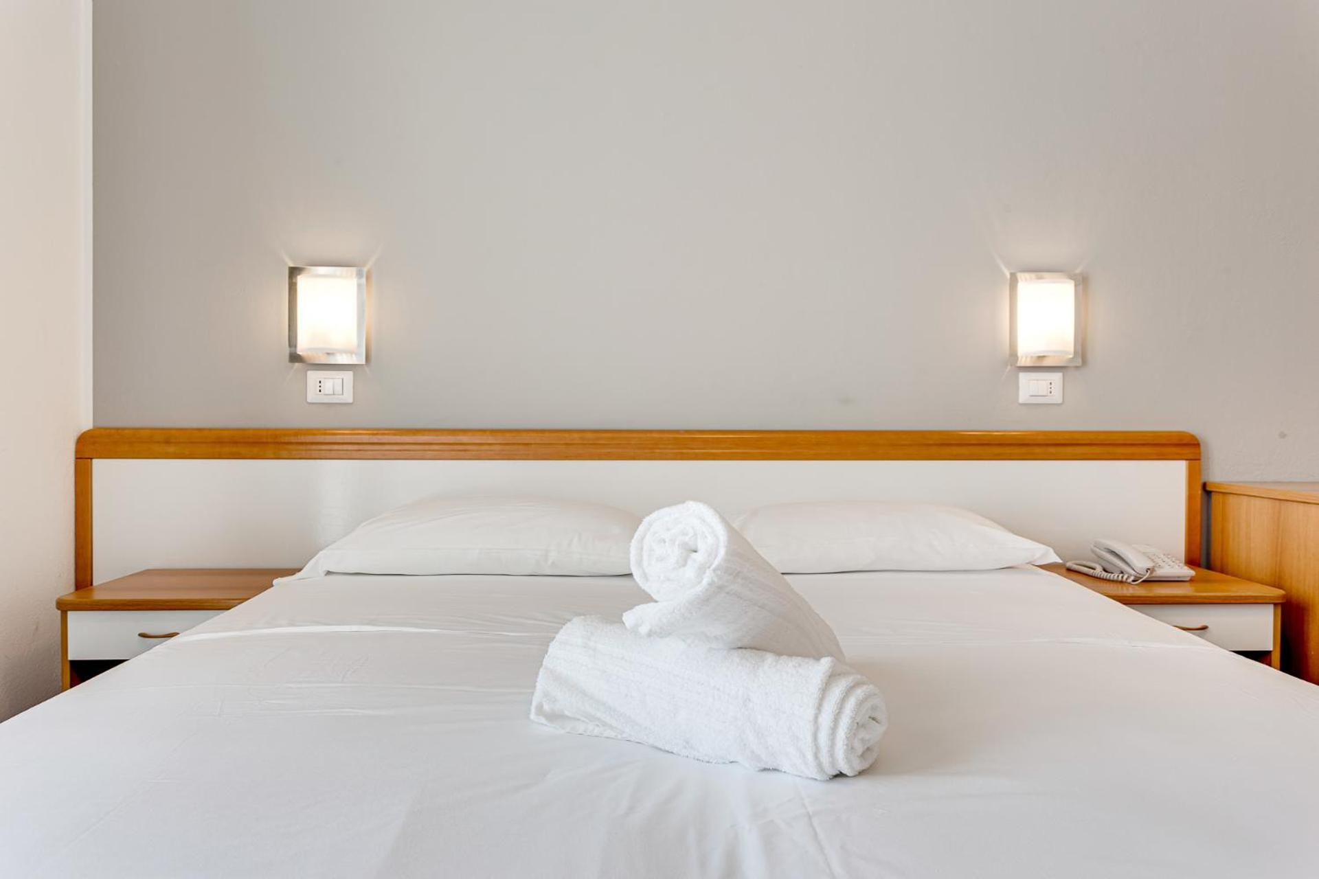 קרביה Hotel Schiller מראה חיצוני תמונה